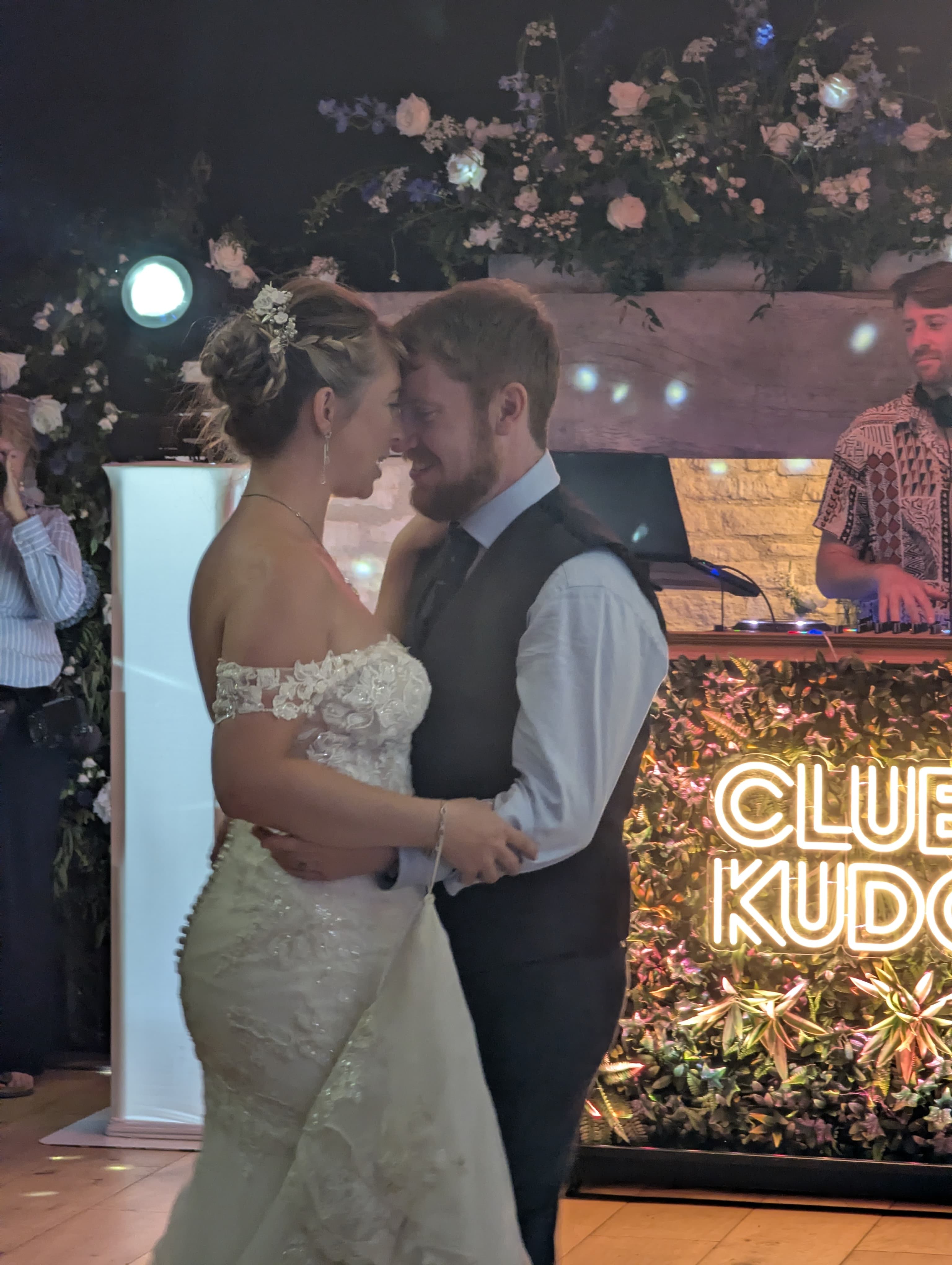 Wedding photographer photo